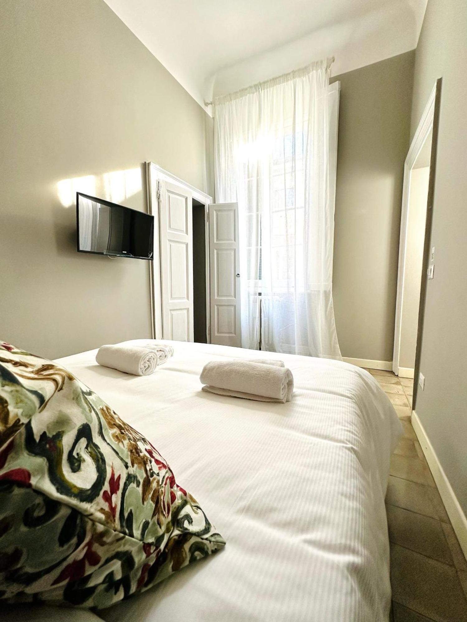 Nerino House, Elegante E Tranquillo Appartamento A 5 Minuti Dal Duomo Milano Esterno foto