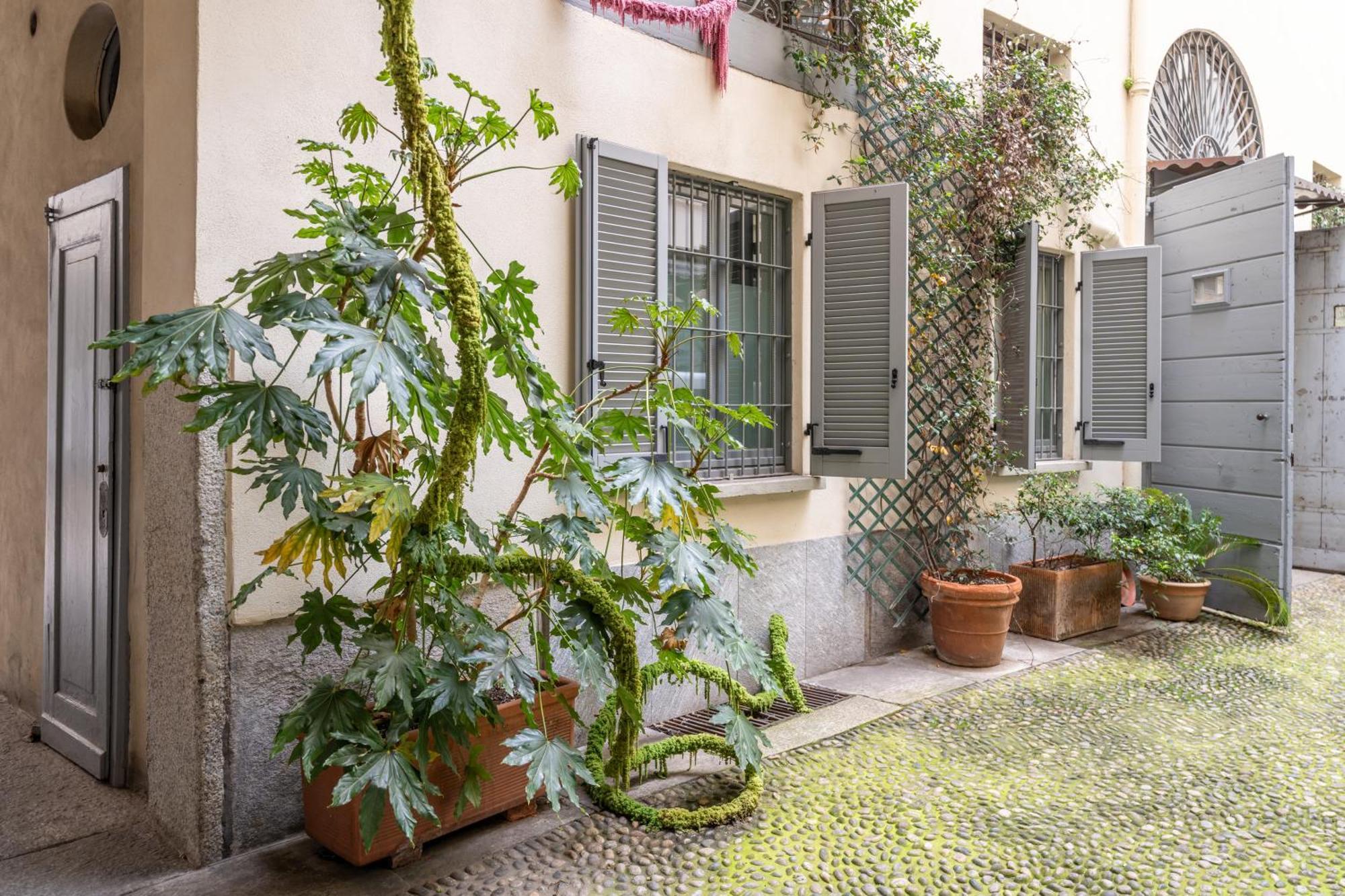 Nerino House, Elegante E Tranquillo Appartamento A 5 Minuti Dal Duomo Milano Esterno foto