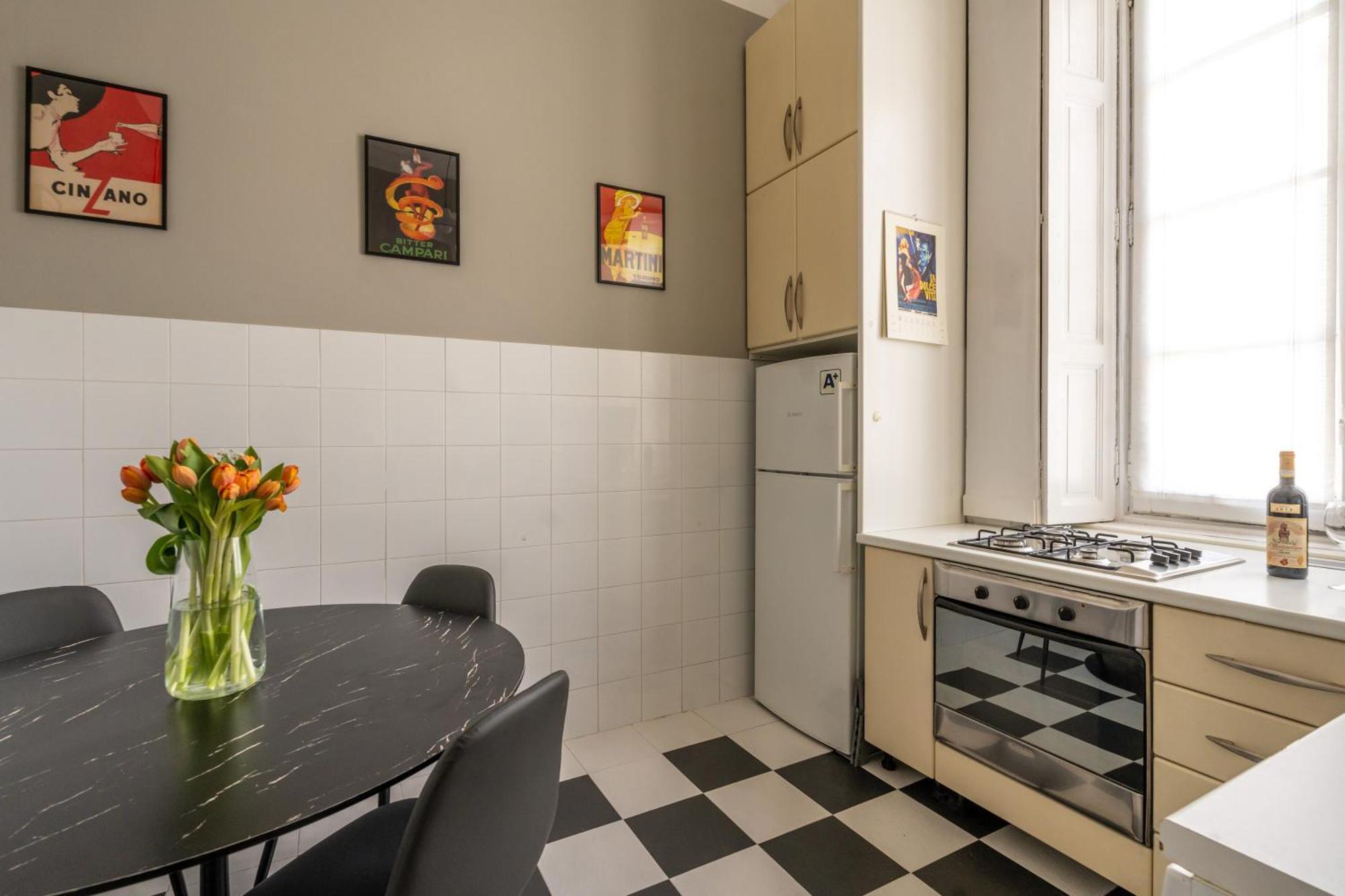 Nerino House, Elegante E Tranquillo Appartamento A 5 Minuti Dal Duomo Milano Esterno foto